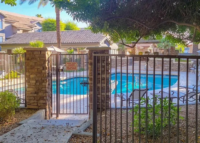 Walkable Location: W/ Pool Access! Holiday home *