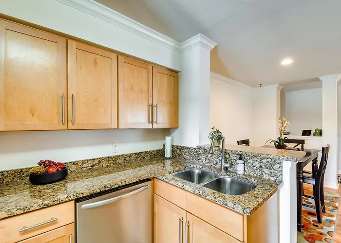 Walkable Location: W/ Pool Access! Holiday home *